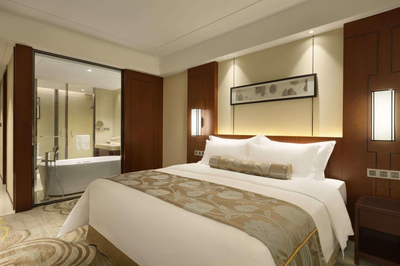 Hotel Ramada Jiaxing Exterior foto