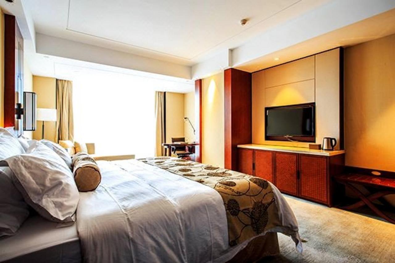 Hotel Ramada Jiaxing Exterior foto