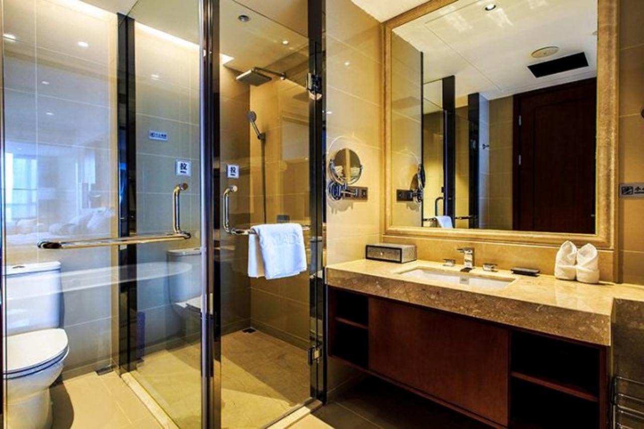 Hotel Ramada Jiaxing Exterior foto