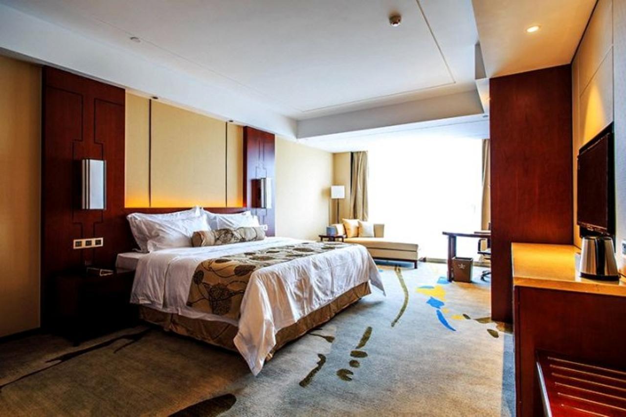 Hotel Ramada Jiaxing Exterior foto
